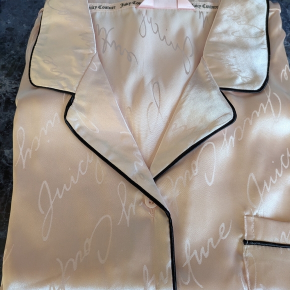 Juicy Couture Womens Satin Pajama Set Button Down Short Sleeve Sleepwear New - Picture 5 of 8